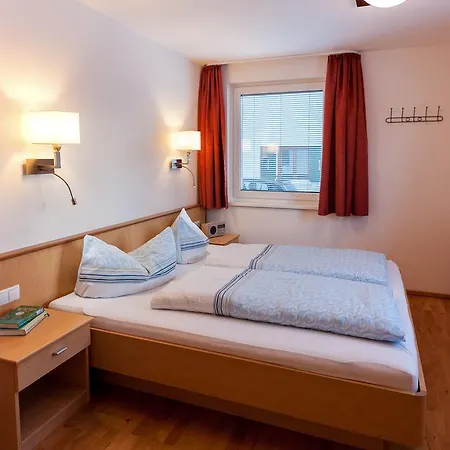 Haus Sebastian Appartamento *